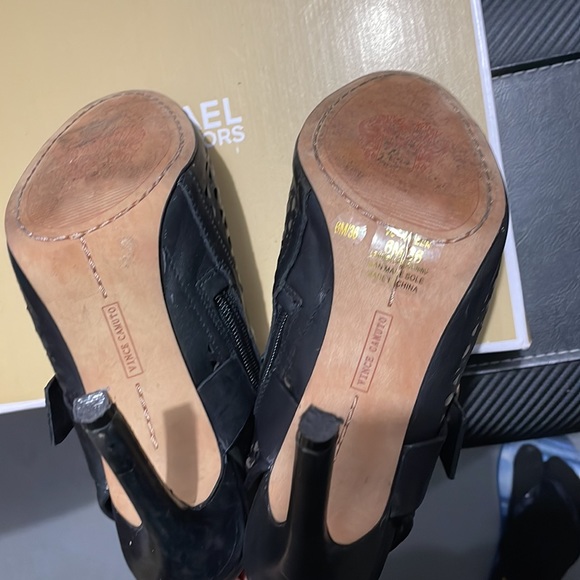 Vince Camuto heel - Picture 2 of 4